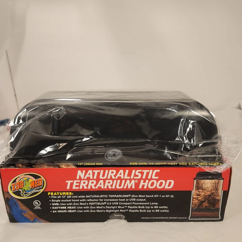 Zoo Med Naturalistic Terrarium Hood 12inch For 5.0 UVB,Heat and Daylight Lamps